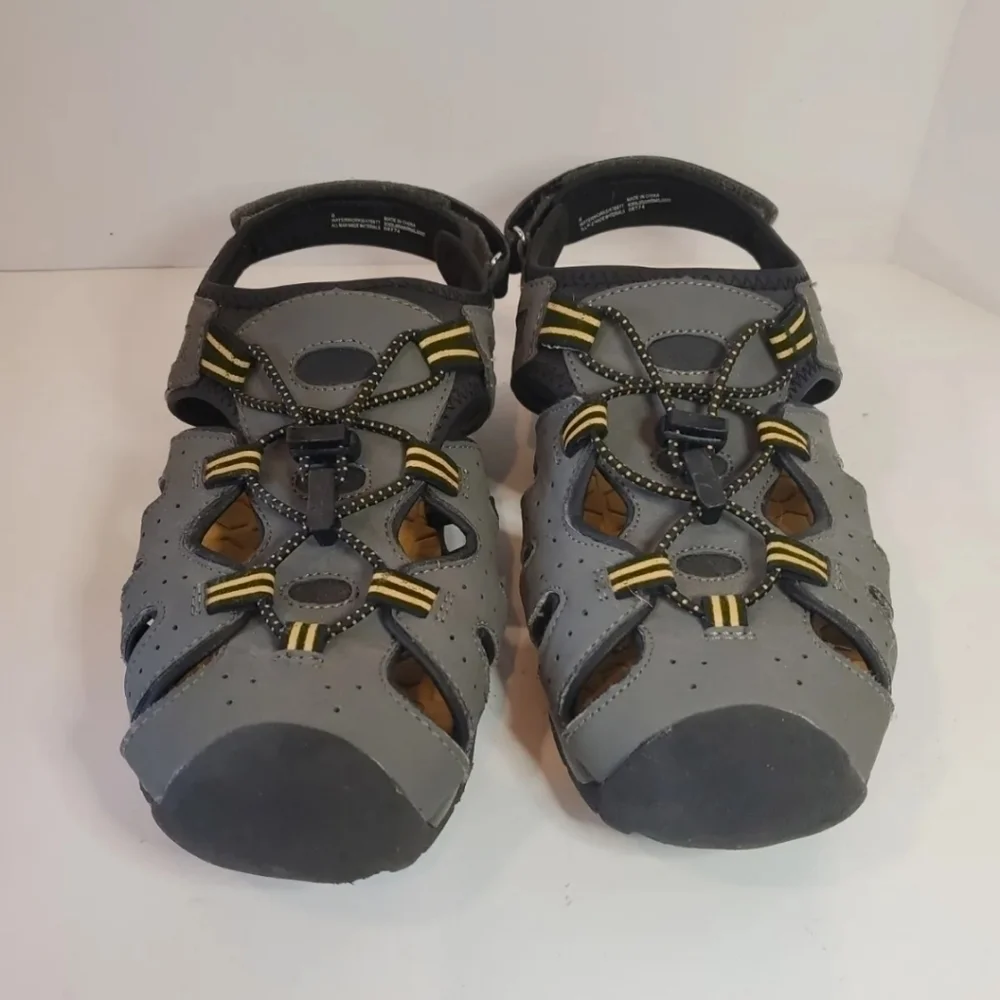 Khombu Kids' Sz 6 Dillon Sandals Water Shoes Grey/Yellow